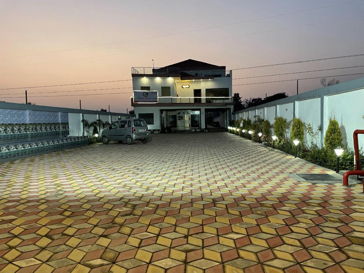 Sumedha G Village Resort And Spa Raiwala Exterior photo